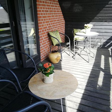 5Min Walk To Lego House - Two Bedrooms On Loft Floor With Balcony * With Garden Биллунн Экстерьер фото